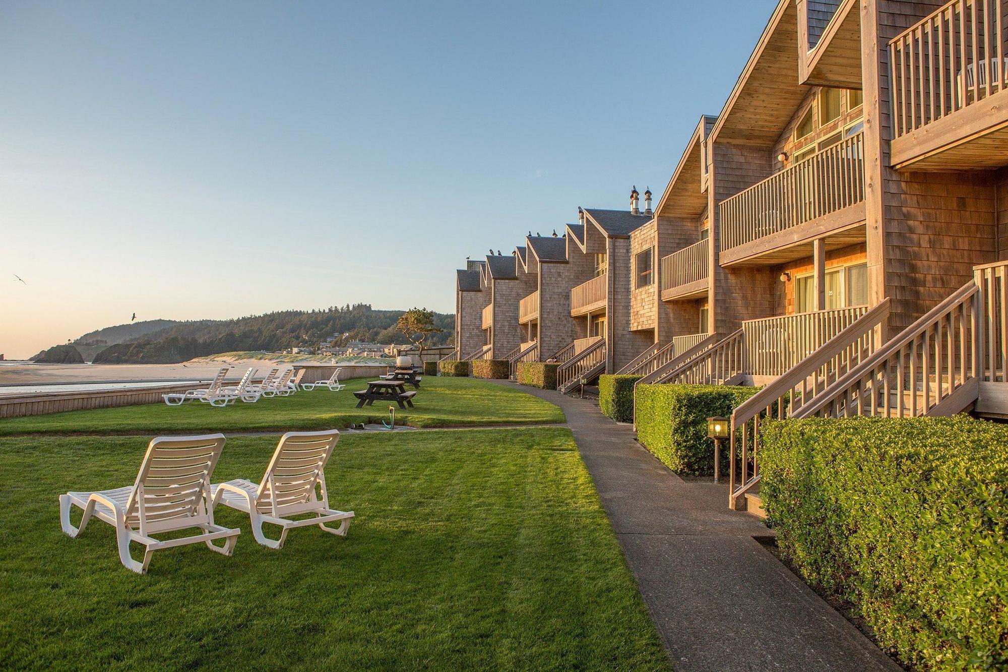 Schooner'S Cove Inn Cannon Beach Exterior photo